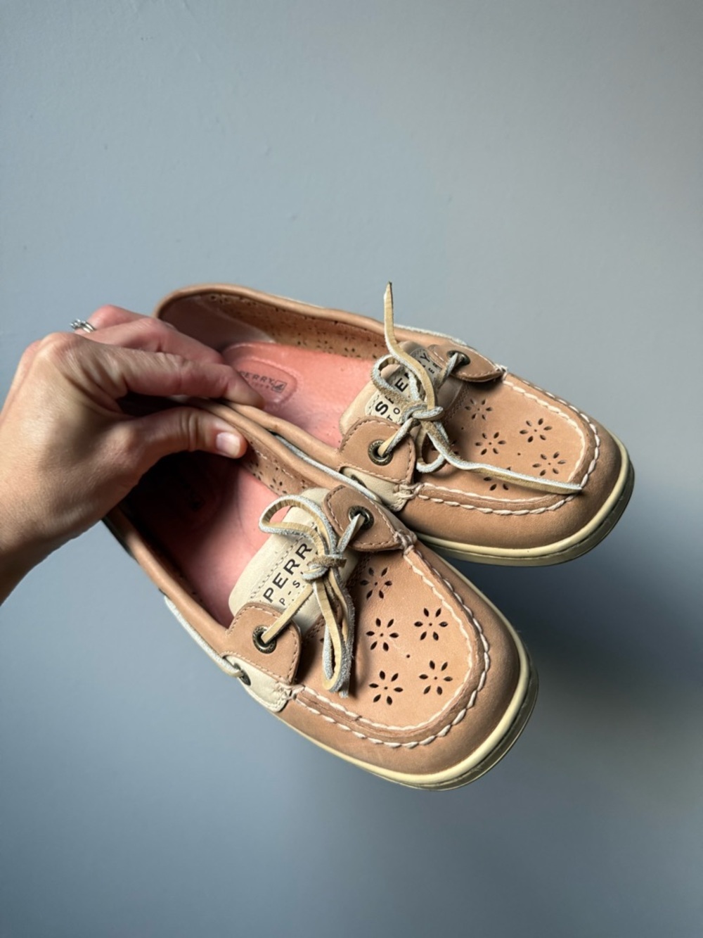 Sperry Top Sider Angelfish EyeLet Leather Boat Shoe Slip On Lace Up Shoe Size 7 - Picture 11 of 12